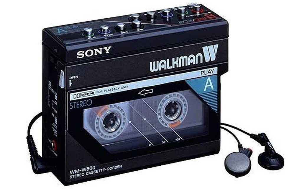 Eighties Galaxy — Sony WM-W800 (1985) Sony's only “twin tape”