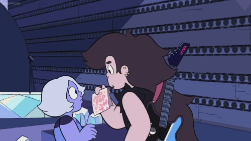 relatablepicturesofyounggreg: relatablepicturesofsmolamethyst relatablepicturesofbabyamethyst