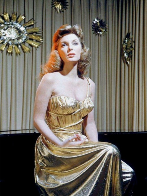 oldhollywoodpage: Julie London