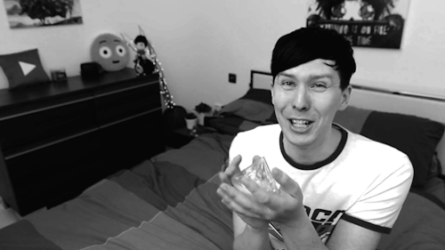 domdarlene: phil laughing and being happy