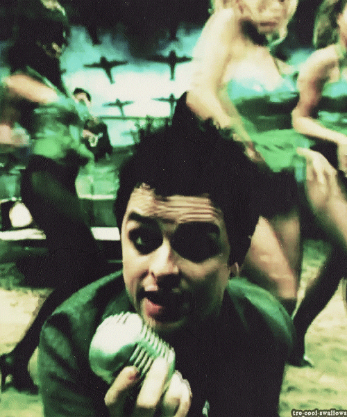 tre-cool-swallovvs-deactivated2:  the representative from california has the floor… 