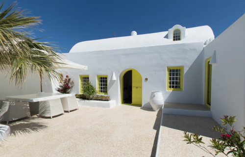 oessa:Santorini, Greece / google street view 36.4184378,25.4303309