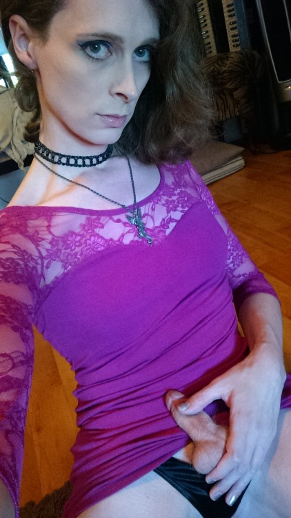 purplesonggirl:  Recovering from an injury, wanted to celebrate!