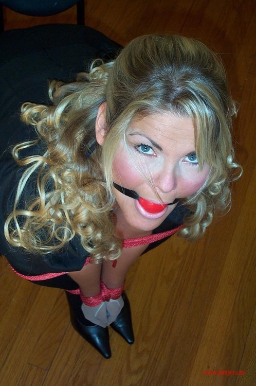 tiedgirlsarethebest:  Stormy modeled for JB Roper a few years back. I’ve never