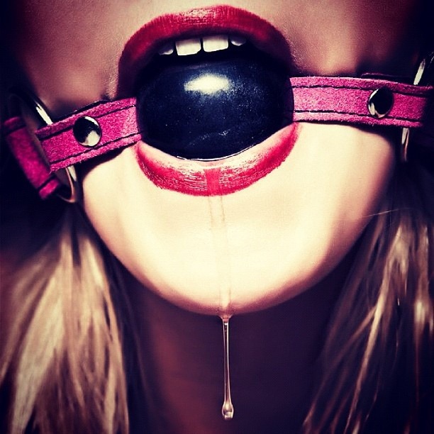 tied-for-you:  http://tied-for-you.tumblr.com/