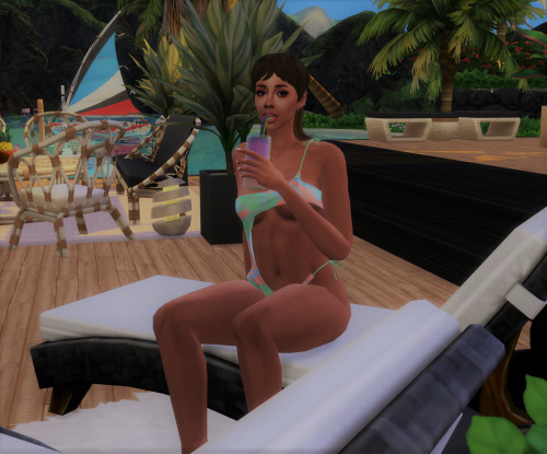 Jordyn vacationing in Sulani.I’m always sending my Sims there cause it’s so beautiful.Love these pos