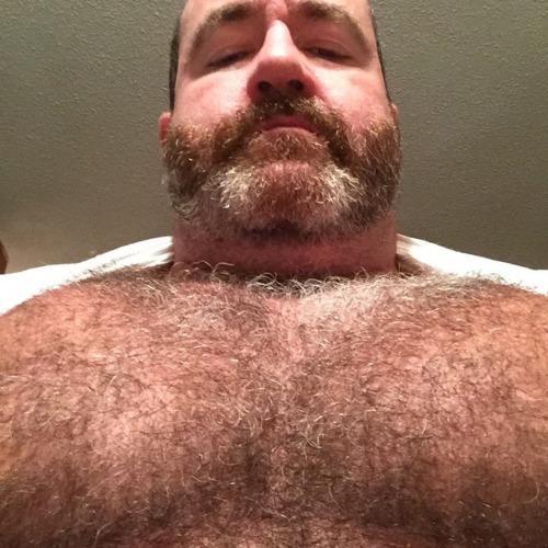 musclebear5: Fkg woof Very nice