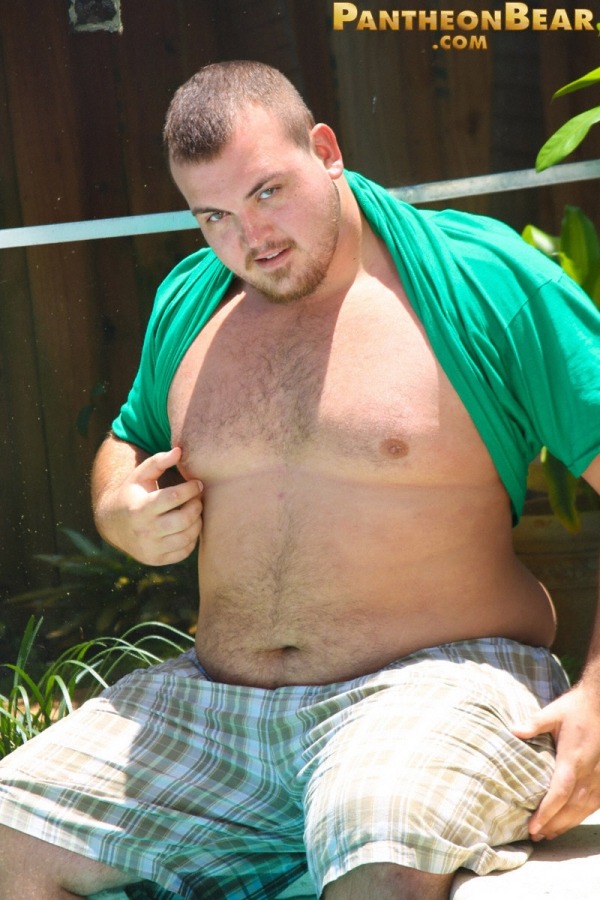 toddcubb:  pumaxl:  Cubby looks like he just saw god and the angels are singin, &ldquo;