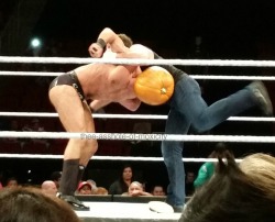 Thee-Asshole-Of-Moxicity:  Smackdown In Houston (10-28-14)
