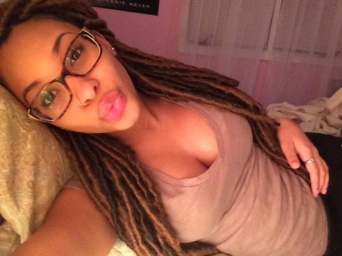 lowndlovely:…okay but I desperately miss my locs #theblackout ✨