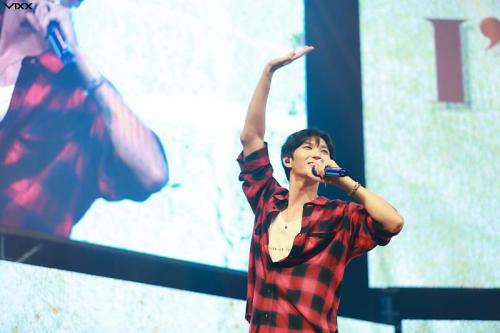 220312 Leo @ 2022 LEO Special Live [I’m Still Here - And you are] | © Naver