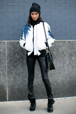 afashionlines:  http://afashionlines.tumblr.com/