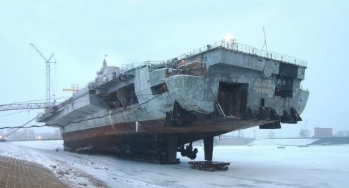 enrique262:  2005, the former soviet hybrid carrier/cruiser Admiral Gorshkov in drydock at Severodvinsk, during the start of her conversion works to become the indian aircraft carrier INS Vikramaditya.