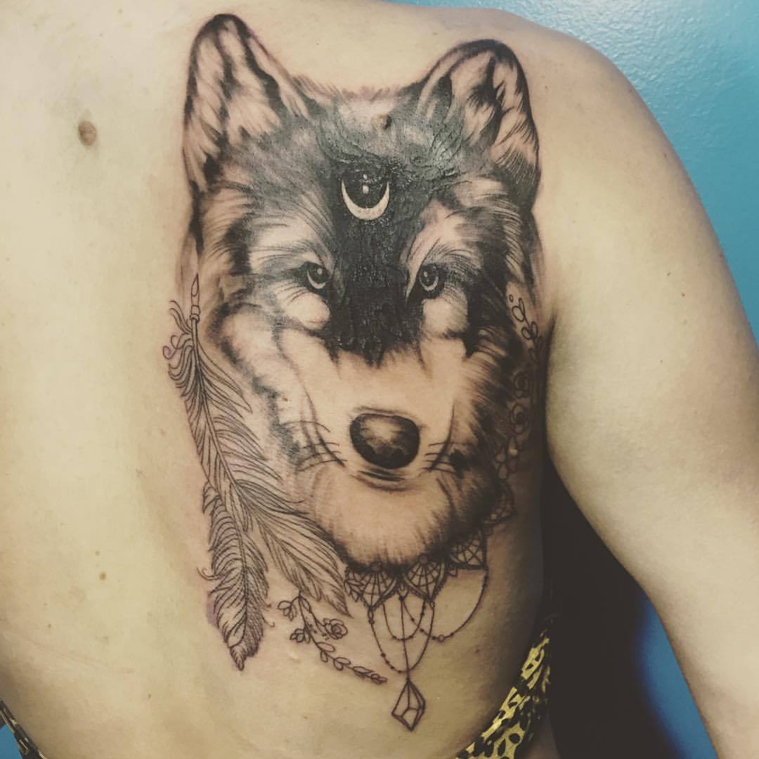 Wolf scar cover up  Tattoo Abyss Montreal