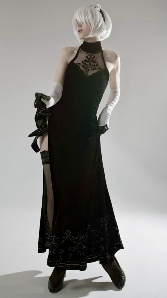 Shirogane Sama - 2B Evening Dress