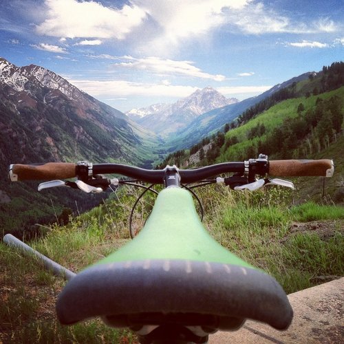 overthehillmtb: Where I would rather be.