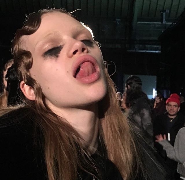 oeut:  Stella Lucia backstage (at Marc Jacobs) 