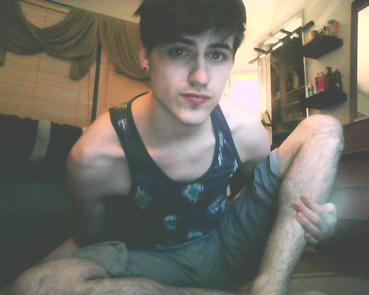 anthonygreysky:  Daydreaming again 