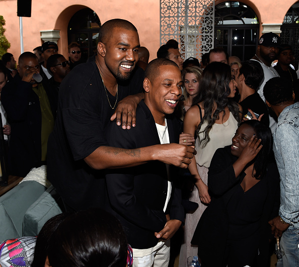 betterthankanyebitch:  300x5:Friend$hip goals   I AM CRYING IT’S BEEN SO LONG