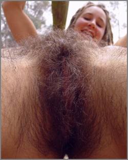 yeshairyxxx:  Submit your hairy pics at http://yeshairyxxx.tumblr.com/submit   This is the jungle to conquer.