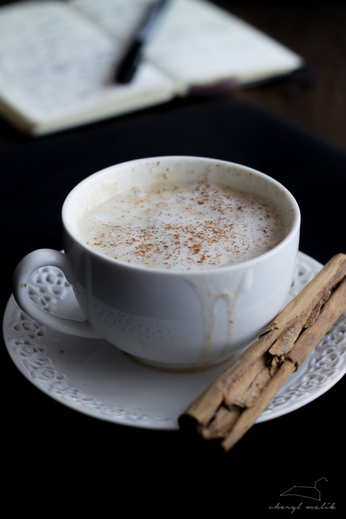 magicalfoodtime:(via Vegan Pumpkin Spice Latte - 40 Aprons)