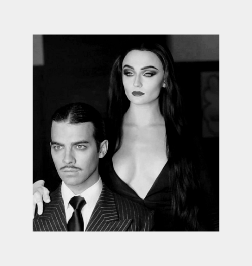 freedvictors: Joe Jonas and Sophie Turner as Gomez and Morticia Addams for Halloween (2018)