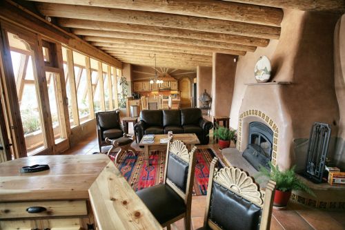 earthshipglobal:High-end Global Model Earthship in New Mexico.