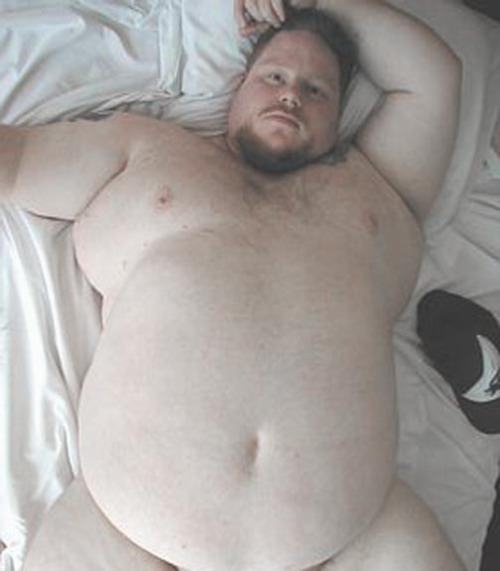nandorivas3:  thebigbearcave:  LOVE watching this gingerbread fatboy take it in that wide fat rump.  what a lovely belly on that hoglet and thick ivory thunderthighs.  want to cum in his belly blowhole and slurp it out  Hot