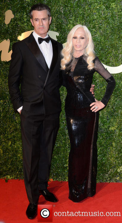 Donatella Versace and Rupert Everett - The 2013 British Fashion Awards held at the Coliseum - Arriva