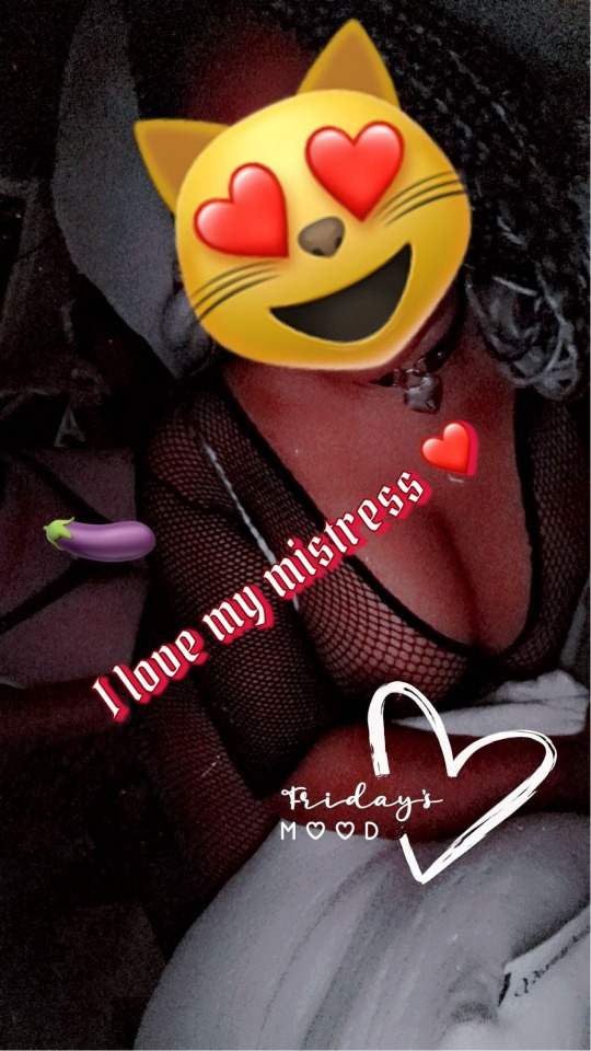 So Lucky She Love Tiny Dick