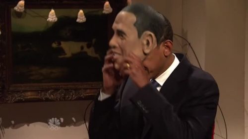 lavenderlaceprincess:bluedogeyes:Saturday Night Live Halloween Special 2013Isn’t the president suppo