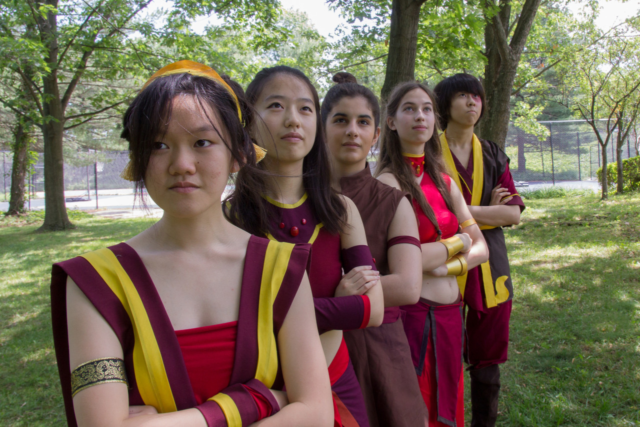 greymantleishFire Nation Gaang cosplay at AnimeNEXT 2015Me as Katara