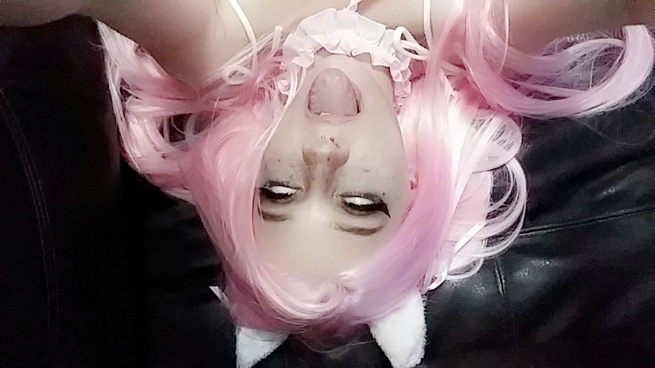 violet-thorne-model:  Public snapchat: violetthorne0💖 please reblog 💖