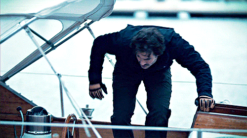 existingcharactersdiehorribly:On board, I’m the captain, so climb aboardHugh Dancy as Will Graham, H