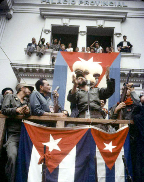 fuldagap:Fidel Castro in Santa Clara, Cuba, 1959. 