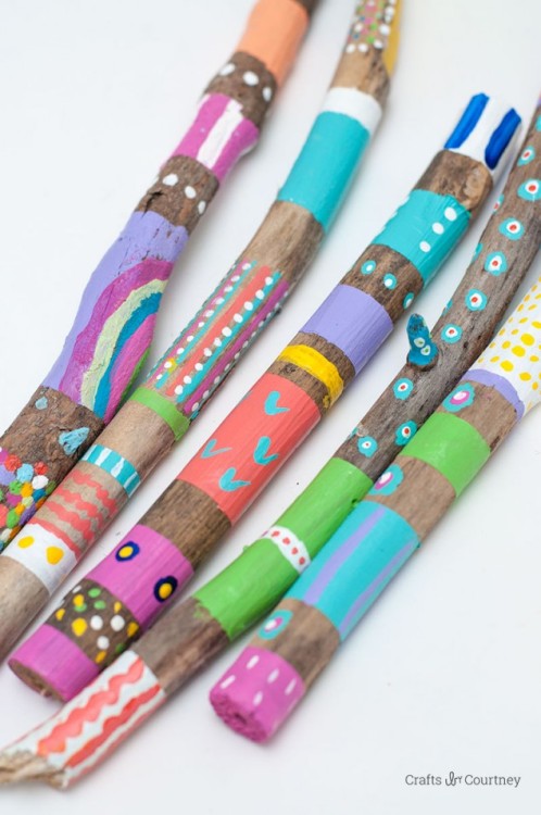 Painted Stick Nature Craft via Crafts by Courtney
