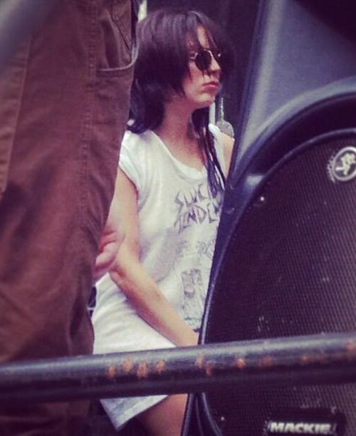 artpoprevolution2013:  thatboyisamonnster:  Lady Gaga at the Pitchfork Music Festival in Chicago yesterday.  SCREAMING!