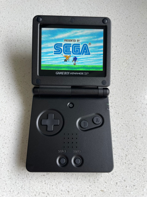  Game Boy Advance SP 