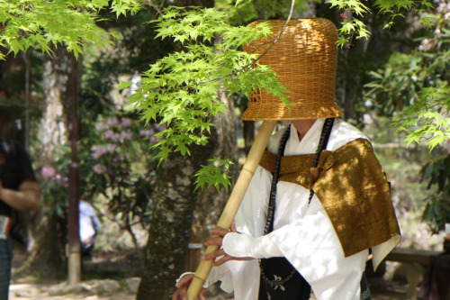 A komusō (虚無僧 komusō, こむそう) was a Japanese mendicant monk of the Fuke school of Zen Buddhism, during