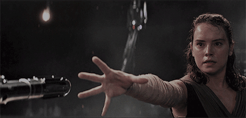 starr-destroyer: Rey Appreciation Sets✨ - [4/?] “Don’t do this, Ben.”