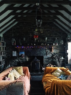 mviread: Betty’s Reading Room, Orkney