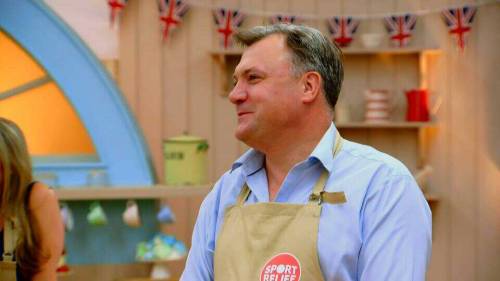 bigmenoftvandfilm: Ed Balls on Sport Relief Bake Off. Goddamn, that man is attractive.Part 1 It&rsqu