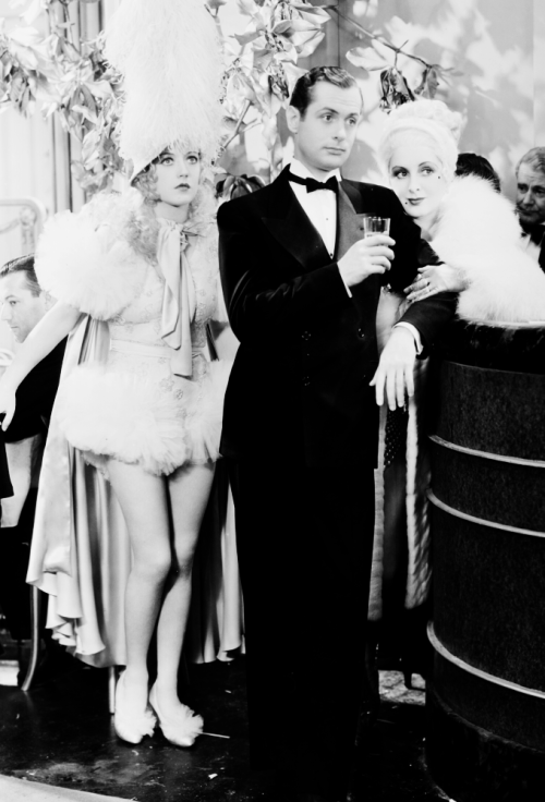 don56:Marion Davies, Robert Montgomery and Billie Dove in “Blondie of the Follies” (1932)