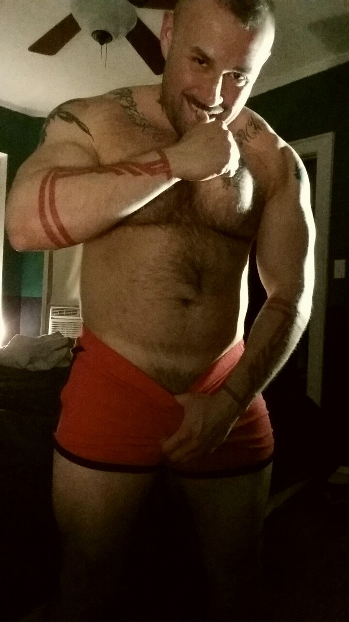 kubcake1:  Short shorts lol 