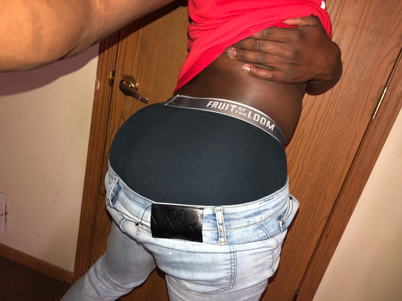 brandoncarter96:  🍫💦🍆