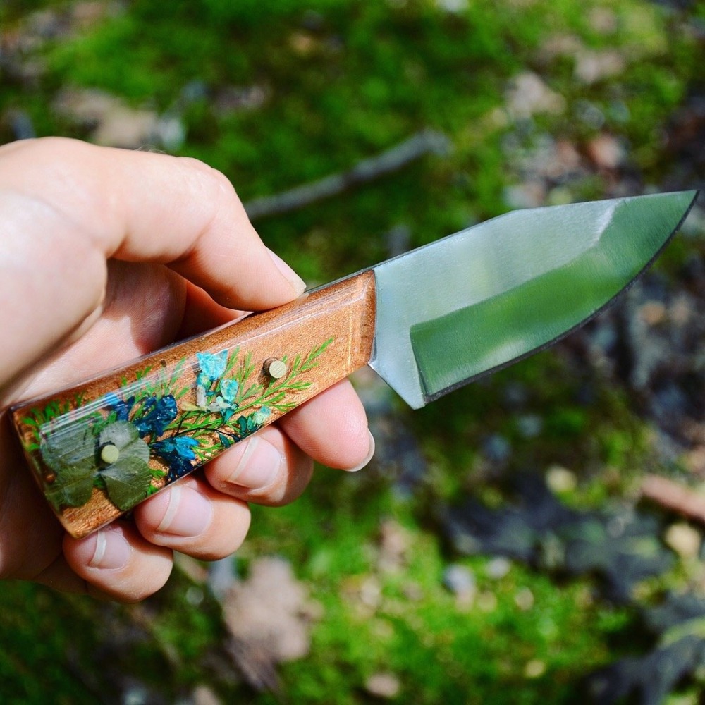 sleepywitchmc: sosuperawesome:  Botanical Knives Pocono Mountains Forge on Etsy See