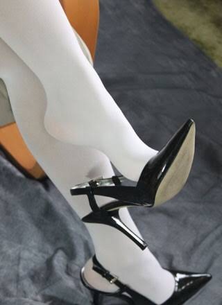 Mommy needs you to worship these when you get home son…….I love these shoes because I 