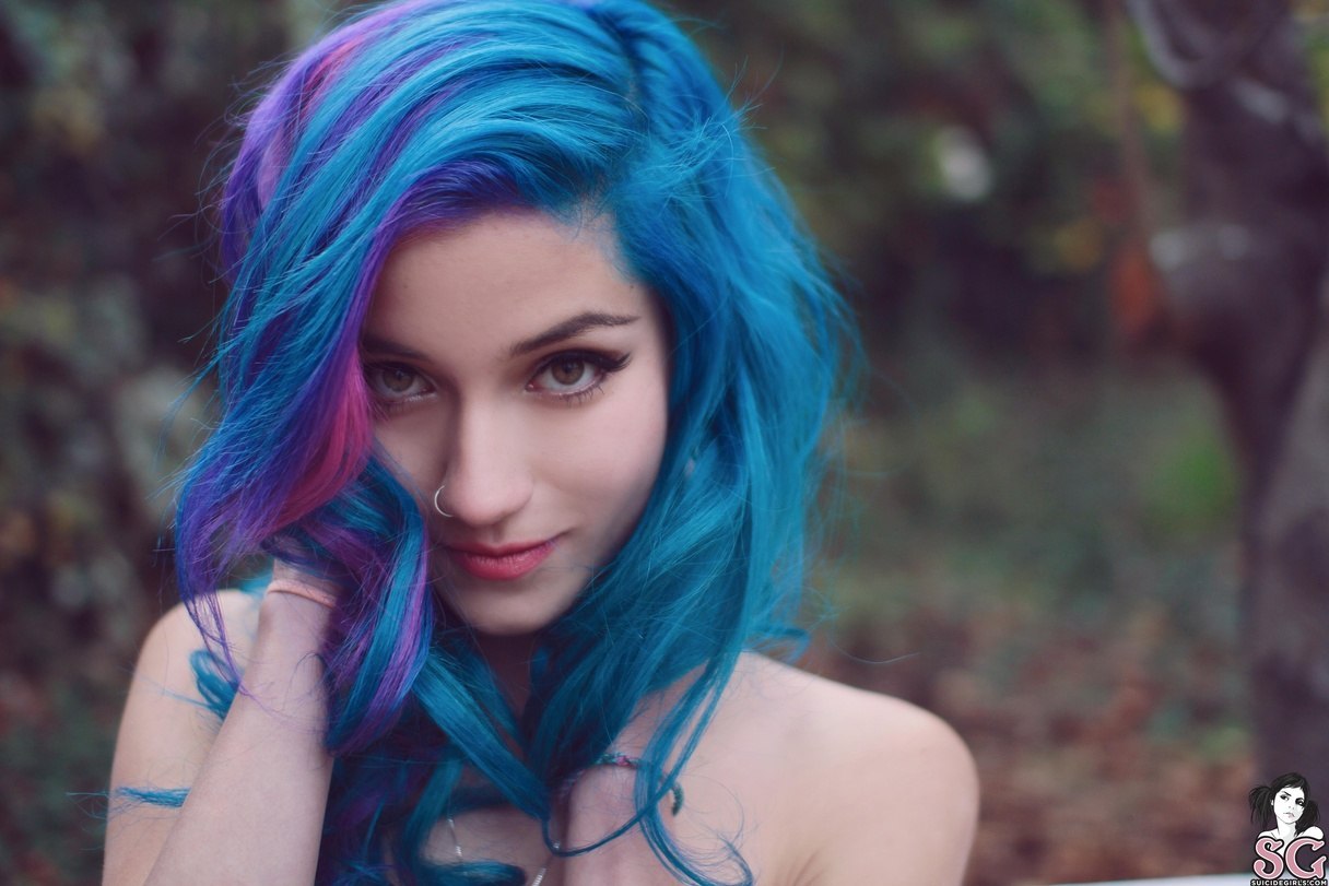 miss-watson-world:  Fay Suicide    via Reblog for iPad