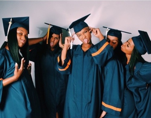 unfriendlyblackshawty:yattiyatti:Women of color graduating!  Syracuse University  Yassss!! Educated 