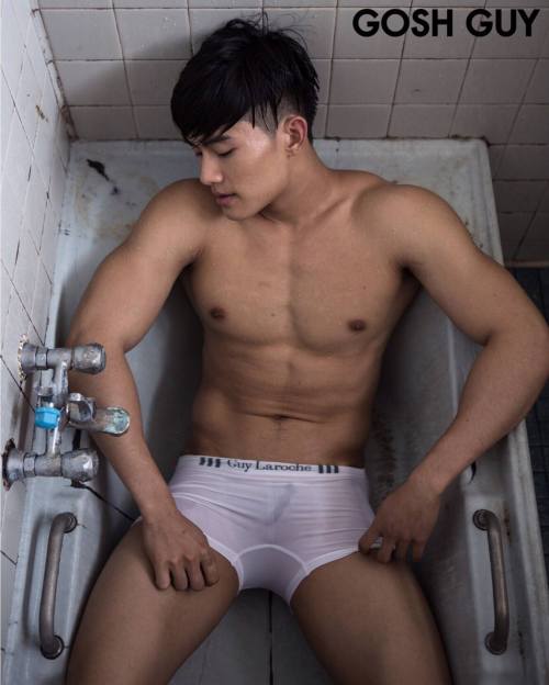 hunkxtwink:  Gosh Guy Magazine  Hunkxtwink - More in my archive  